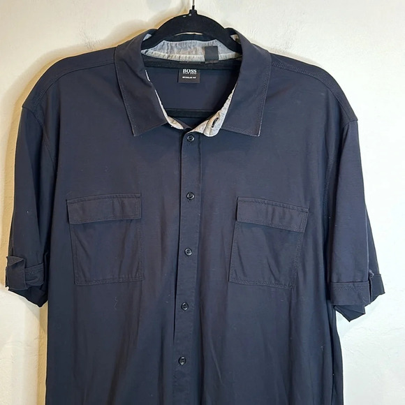 HUGO BOSS MENS BUTTON DOWN SHIRT REGULAR FIT SIZE XXL 100% COTTON NAVY BLUE - Picture 2 of 10